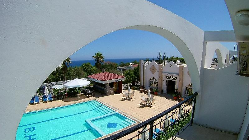 Bare Hill Holiday Village Elea Εξωτερικό φωτογραφία