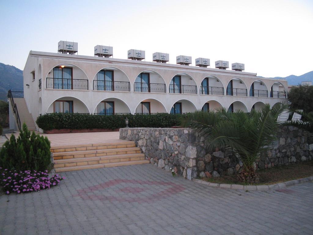 Bare Hill Holiday Village Elea Εξωτερικό φωτογραφία