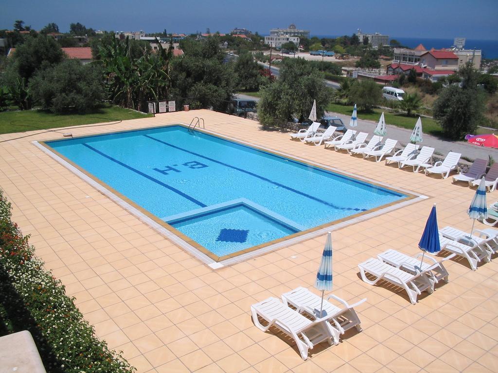 Bare Hill Holiday Village Elea Εξωτερικό φωτογραφία